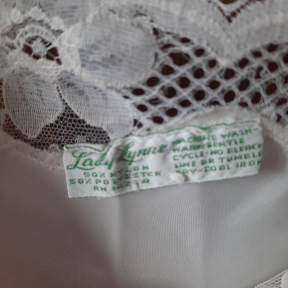 Vintage Lady Lynne White Satin Floral Embroidered Lace Trimmed Midi Slip Size S - Picture 7 of 10